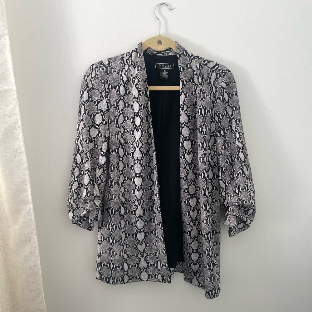 Snakeskin lightweight blazer